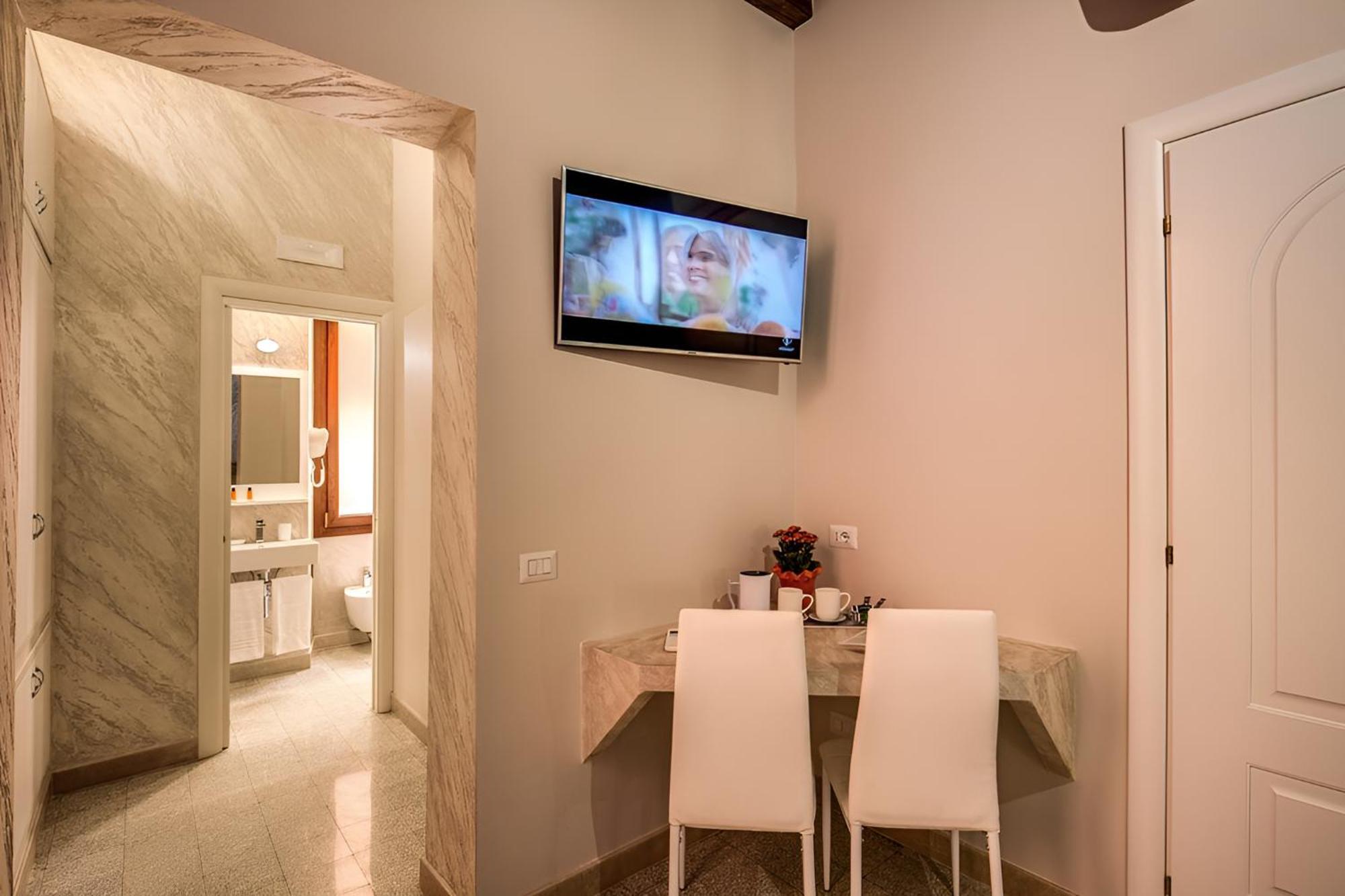 Colosseo Accomodation Room Guest House Рим Екстериор снимка