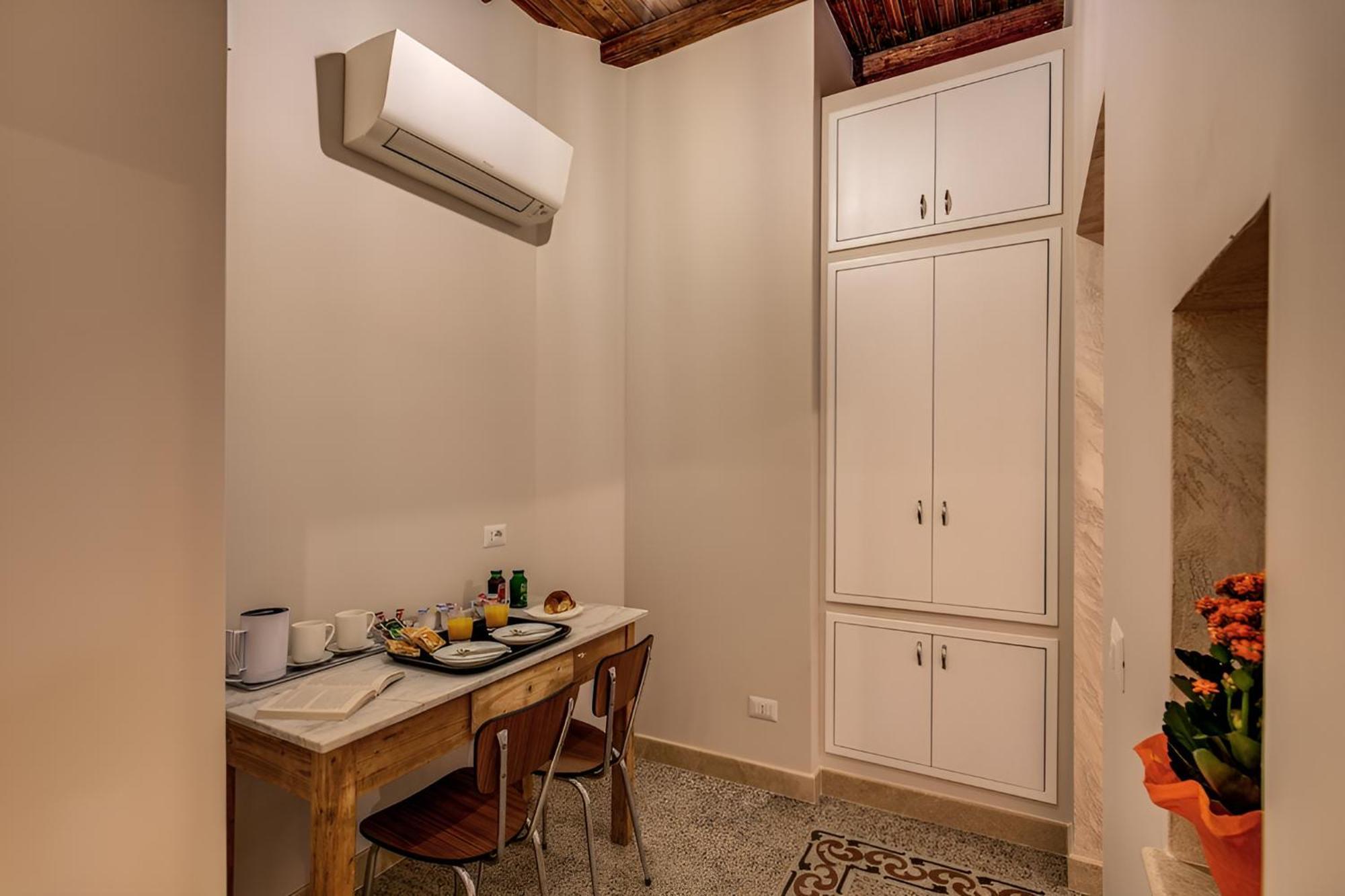Colosseo Accomodation Room Guest House Рим Екстериор снимка
