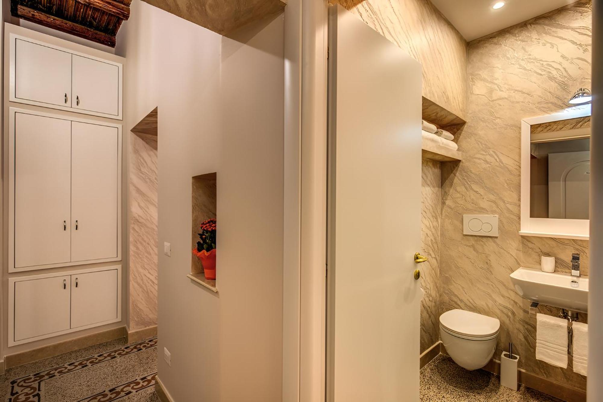 Colosseo Accomodation Room Guest House Рим Екстериор снимка